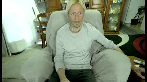 Snapshot of 00jeff31 chatting on 02.07.25 jeff online show from 02.07.25