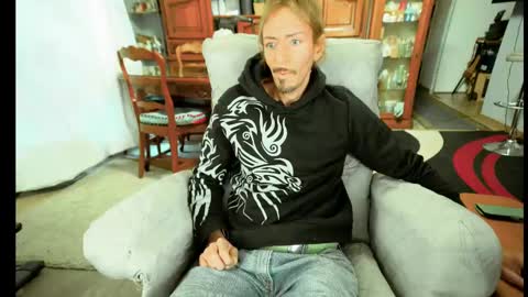 Snapshot of 00jeff31 chatting on 03.09.25 jeff online show from 03.09.25