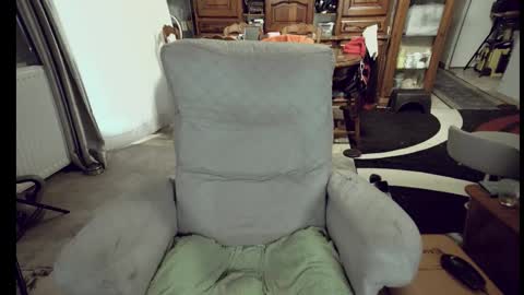 Snapshot of 00jeff31 chatting on 10.20.25 jeff online show from 10.20.25