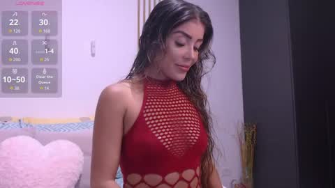 Snapshot of 01andrea_ chatting on 07.19.26 andre online show from 07.19.26