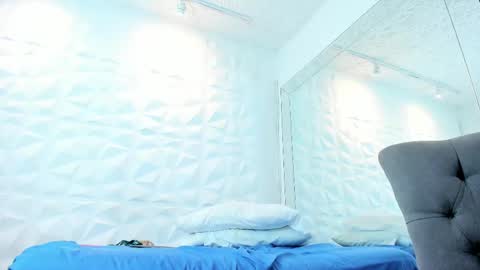 Snapshot of 01nahomi chatting on 03.07.25 Nahomi online show from 03.07.25