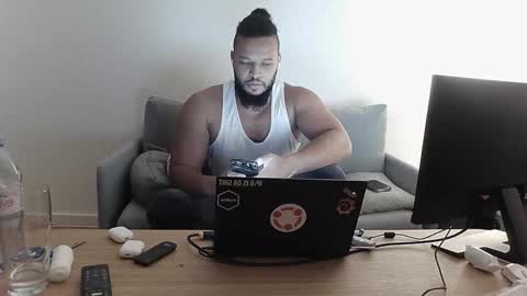 Kingsley online show from 10.20.25