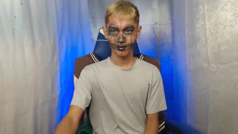 Snapshot of 0cir_asiansatisfy chatting on 10.28.25 RICK online show from 10.28.25