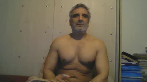 Snapshot of 0luvmonkey chatting on 09.13.25 0luvmonkey online show from 09.13.25
