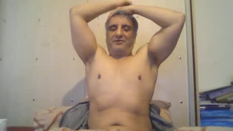 Snapshot of 0luvmonkey chatting on 05.06.26 0luvmonkey online show from 05.06.26