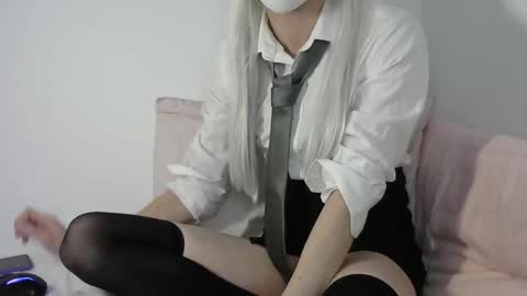 Snapshot of 0tter__chan chatting on 10.12.25 0tter chan online show from 10.12.25