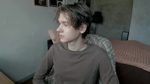 Snapshot of 0verlandd chatting on 05.11.26 Adam online show from 05.11.26