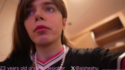 Snapshot of 1000and1nights_ chatting on 12.28.24 Aishe online show from 12.28.24