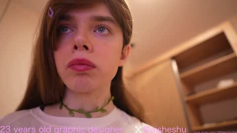 Snapshot of 1000and1nights_ chatting on 01.01.25 Aishe online show from 01.01.25