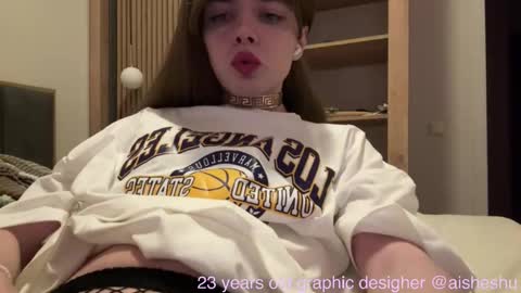 Snapshot of 1000and1nights_ chatting on 09.09.25 Aishe online show from 09.09.25