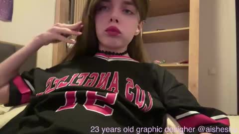 Snapshot of 1000and1nights_ chatting on 10.12.25 Aishe online show from 10.12.25