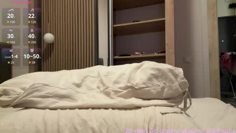 Snapshot of 1000and1nights_ chatting on 11.01.25 Aishe online show from 11.01.25