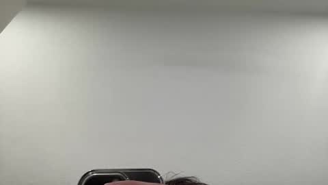 Snapshot of 10incheslong123 chatting on 01.29.25 10incheslong123 online show from 01.29.25