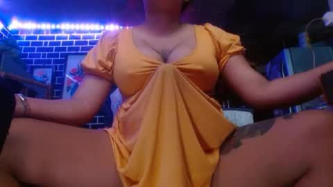  i am trixie im Your Selfsucking Mistress  online show from 09.12.25