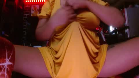  i am trixie im Your Selfsucking Mistress  online show from 11.15.25