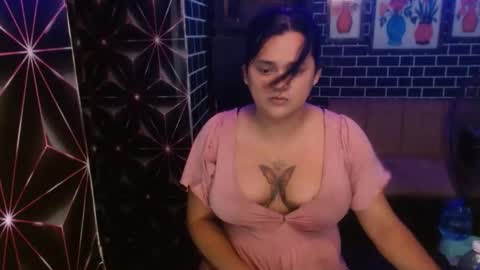  i am trixie im Your Selfsucking Mistress  online show from 05.20.26