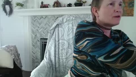 Aurora Willows online show from 01.11.26