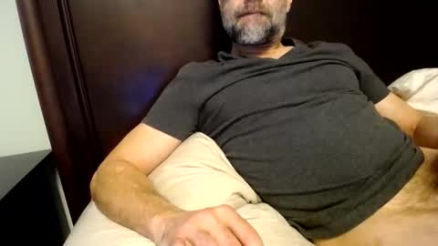 Snapshot of 123h0rny chatting on 02.01.26 123h0rny online show from 02.01.26