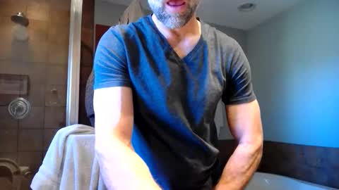 Snapshot of 123h0rny chatting on 03.30.26 123h0rny online show from 03.30.26