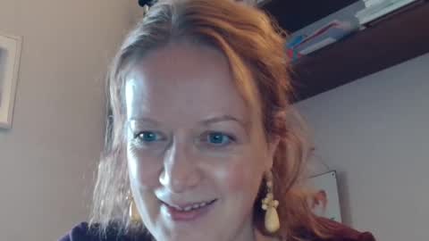 12ennie online show from 10.01.25