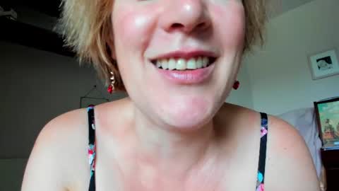 Snapshot of 12ennie chatting on 06.29.26 12ennie online show from 06.29.26