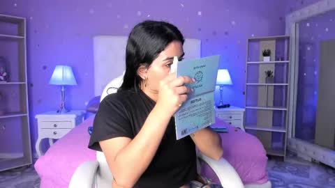 Snapshot of 15_scarlette chatting on 09.24.25 Scarlette online show from 09.24.25