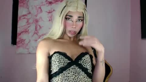 Snapshot of 18_nicole chatting on 02.22.25 barbie online show from 02.22.25