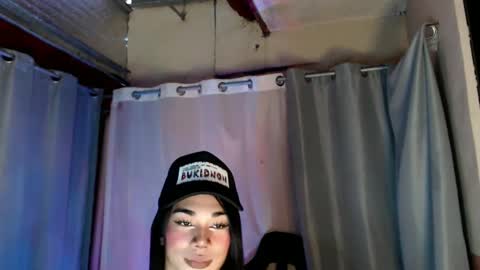 Snapshot of 18_nicole chatting on 03.04.25 barbie online show from 03.04.25