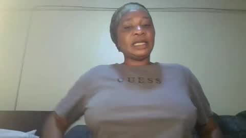 Snapshot of 1_sexylove chatting on 10.28.25 1_sexylove online show from 10.28.25