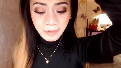 Snapshot of 1bigsurprise4you chatting on 10.25.25 angel online show from 10.25.25