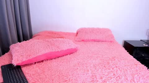 Snapshot of 1bonnie chatting on 01.28.25 Hello soy bonnie online show from 01.28.25