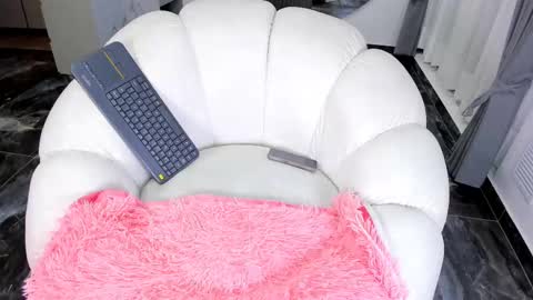 Snapshot of 1bonnie chatting on 02.28.25 Hello soy bonnie online show from 02.28.25