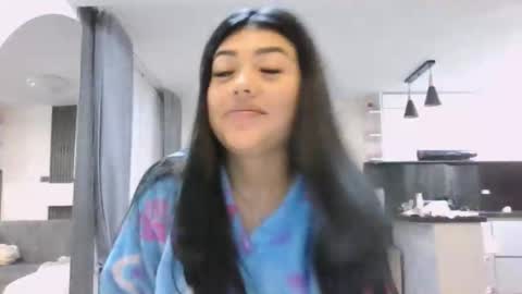 Snapshot of 1bonnie chatting on 10.07.25 Hello soy bonnie online show from 10.07.25