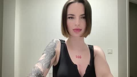 DOVE online show from 10.31.25