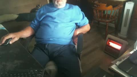 Snapshot of 1handyanddee chatting on 12.06.24 1handyanddee online show from 12.06.24