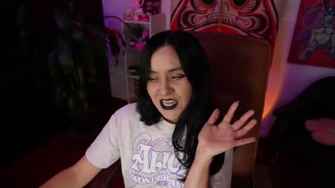 Snapshot of 1hannamontana chatting on 05.16.26 1hannamontana online show from 05.16.26