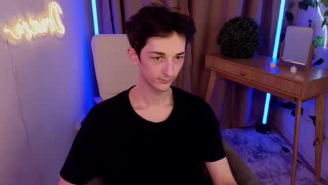 Max online show from 03.19.26