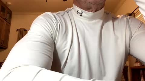 Snapshot of 1juicyass chatting on 01.10.25 1juicyass online show from 01.10.25