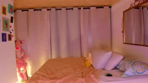 Snapshot of 1laiaa1 chatting on 10.29.25 laiaa rivas online show from 10.29.25