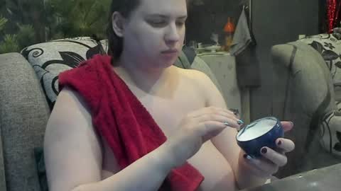 1LINDSEY1 online show from 12.19.24