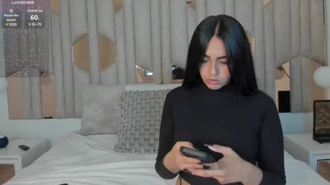 Snapshot of 1m_valery chatting on 12.12.24 Valery online show from 12.12.24