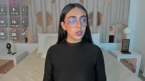 Snapshot of 1m_valery chatting on 02.18.25 Valery online show from 02.18.25