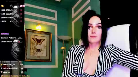 Moona  online show from 03.06.25