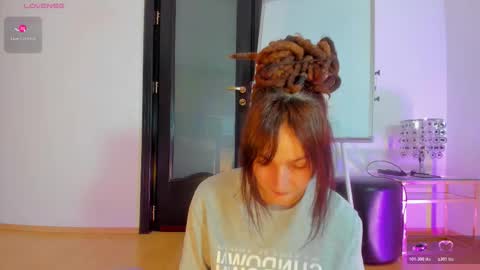 Moona  online show from 02.19.26