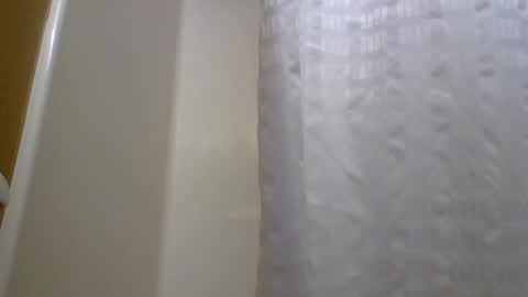 TheShyOne18 online show from 04.14.26