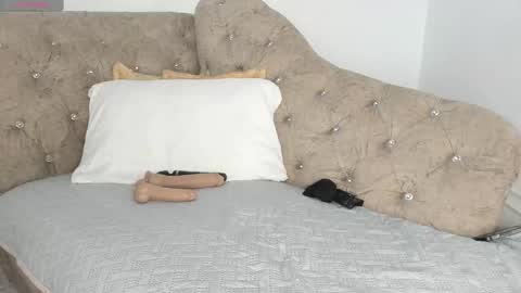 Luisa online show from 02.25.25