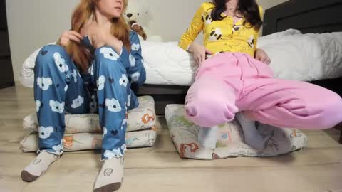 Snapshot of 1nwardly_beauty chatting on 11.16.25 molly online show from 11.16.25