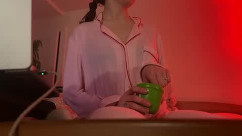 Snapshot of 1sttimeomg chatting on 01.22.25 1sttimeomg online show from 01.22.25