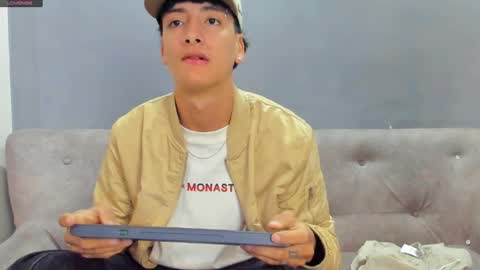 1Threestar online show from 01.05.25