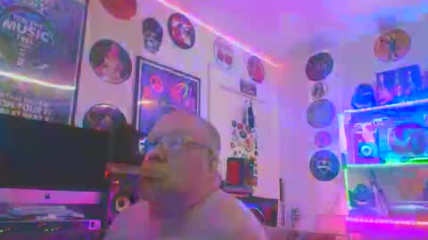 1tokeeptempo online show from 10.12.25